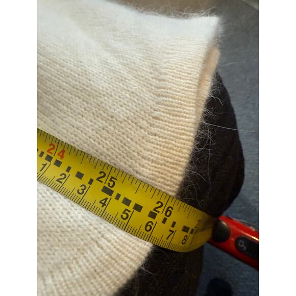 Liz Claiborne collection angora wool cream sweater L - Picture 7 of 7